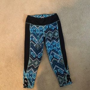 Cropped Hollister leggings